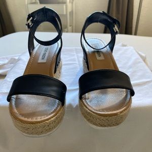 Steve Madden sandal